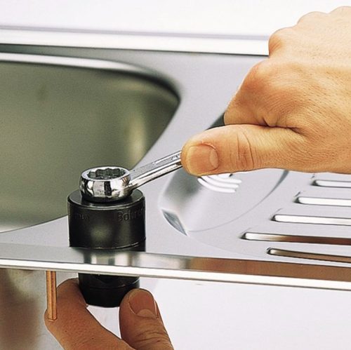 ГАЛ ЩАНГА ЗА ОТВОРИ В ЛАМАРИНА 32ММ 041WLF420