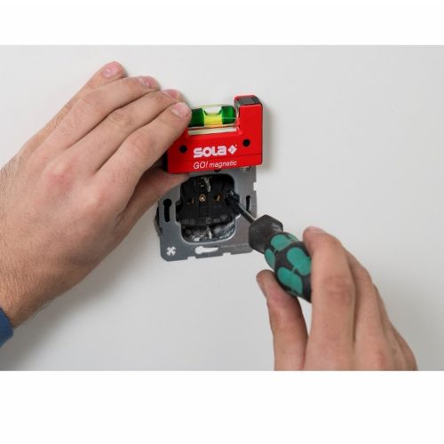 Нивелир мини Sola пластмасов с магнит 68 мм, 0.75 мм/м Go! magnetic