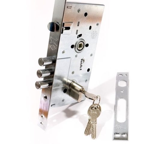 Брави панти и патрони