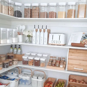 Домакинство