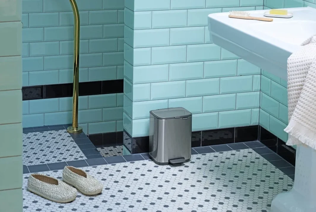Кош за смет Brabantia Bo Pedal 4L, Matt Steel Fingerprint Proof - Image 7