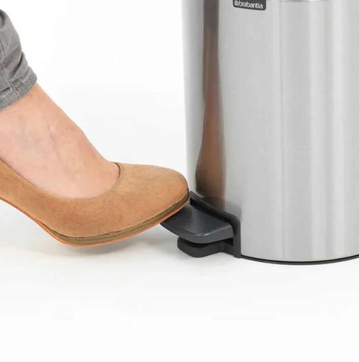 Кош за смет с педал Brabantia NewIcon 5L, Matt Steel - Image 6
